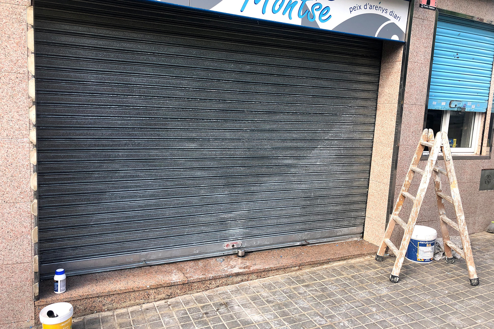 decapado y pintado persiana