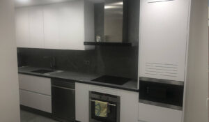 lacado de puertas madera cocina en Mataró