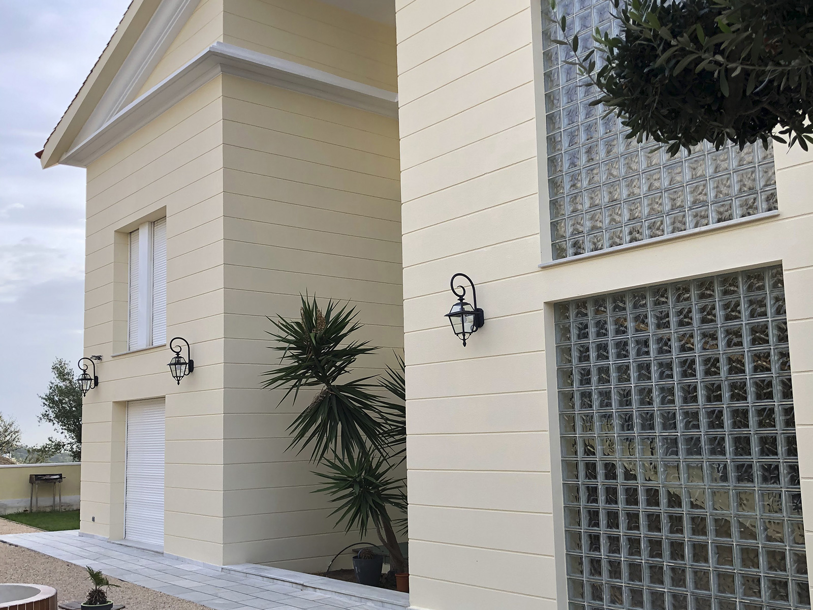 pintura fachada casa DESPUÉS