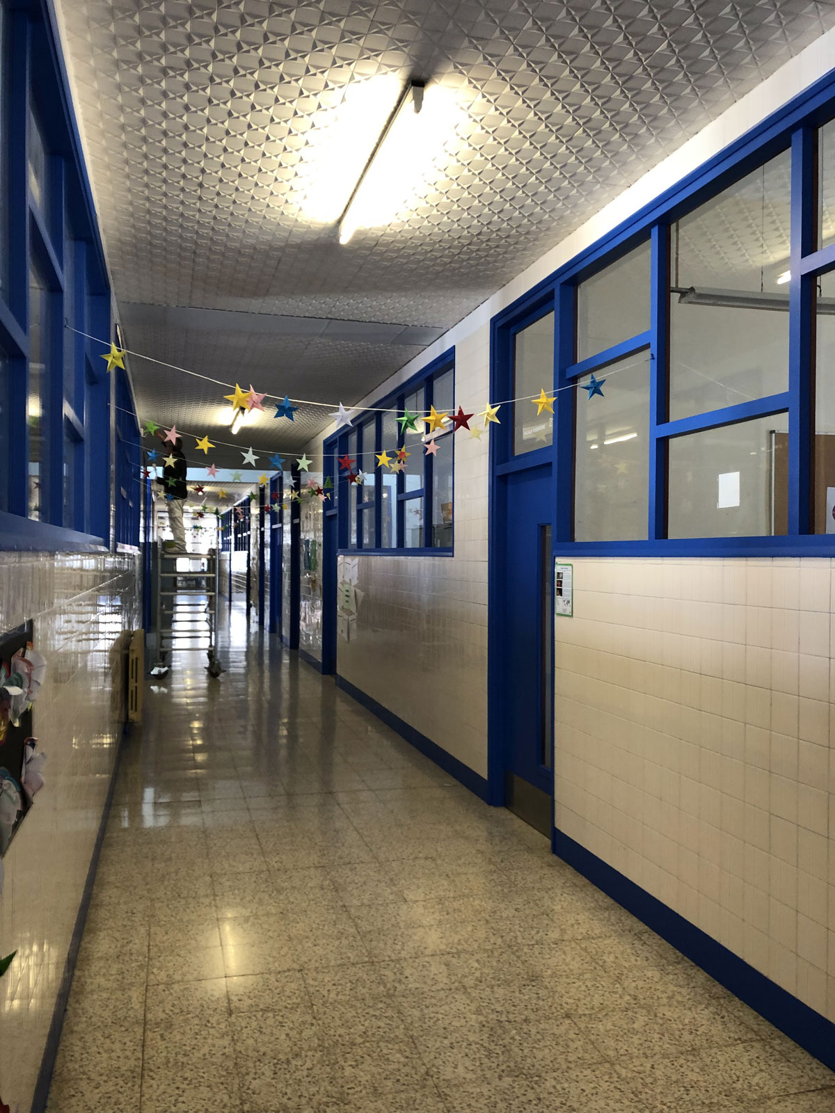 Esmaltado de puertas y madera de ventanales