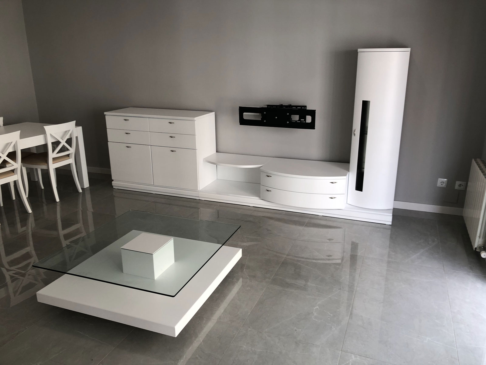 lacado muebles en blanco (DESPUÉS)