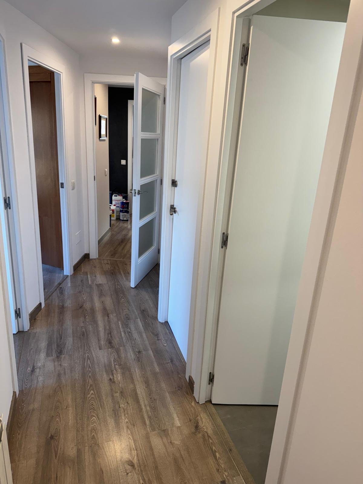 lacado profesional de puertas y armario | Pintura y Reformas en Mataró