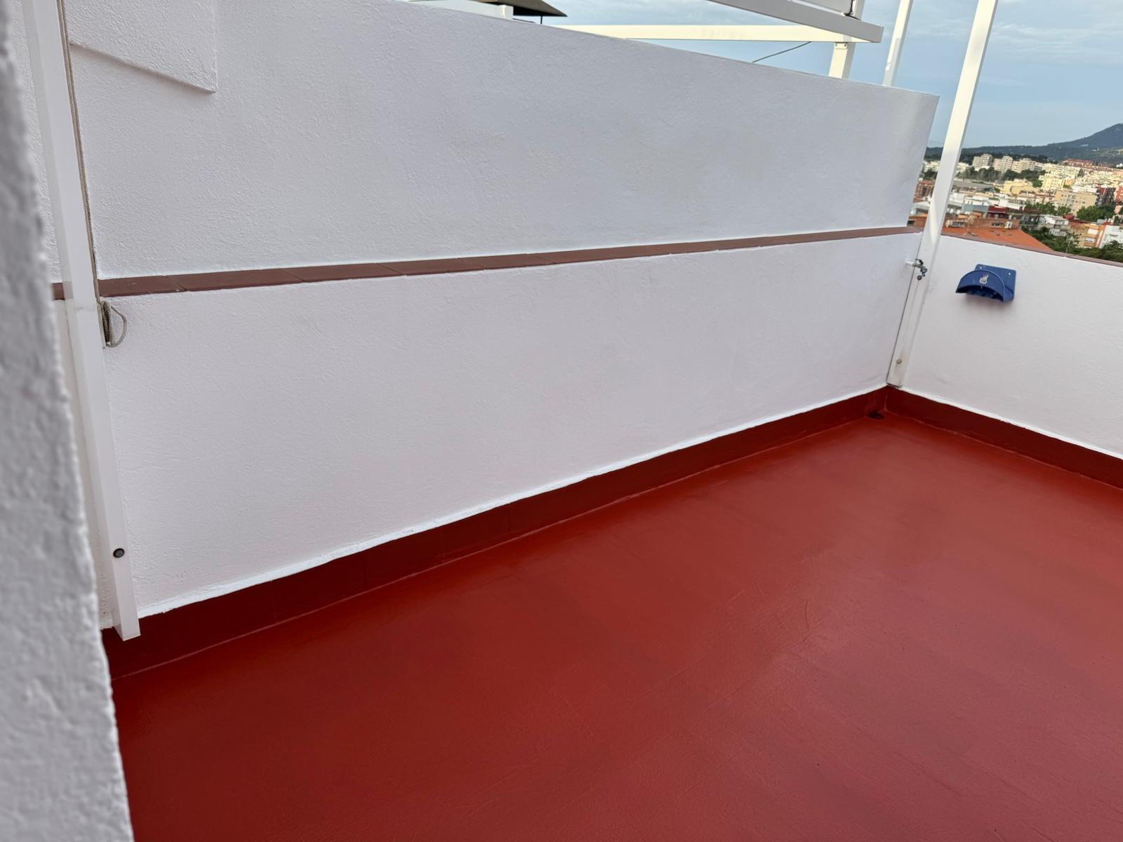 reparación y pintado de suelo y paredes terrado | Pintura y Reformas en Mataró